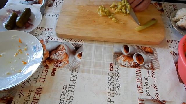ВКУСНЫЙ,БЫСТРЫЙ,ПОЛЕЗНЫЙ САЛАТ С БРОКОЛИ