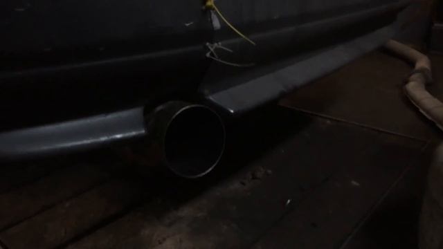 Японская банка на Nissan Laurel смотреть онлайн