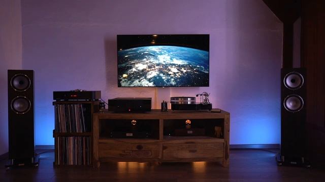 Gryphon Tabu, Ayon, Tannoy смотреть онлайн