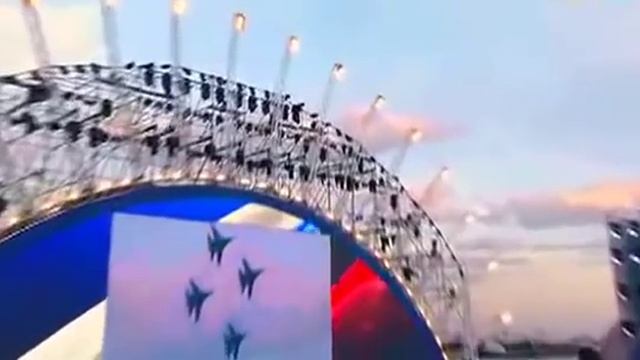 Ялта. В небе Русские витязи . Крым -2015