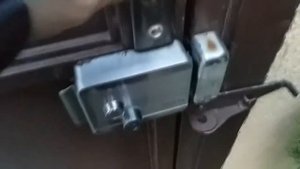 Замок не работает, ремонтирую.