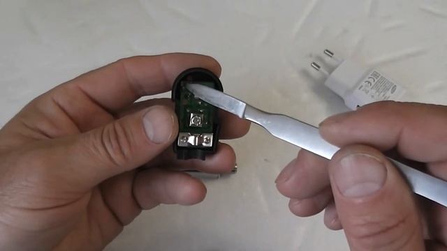 Т2 усилитель подключаем в разрыв кабеля