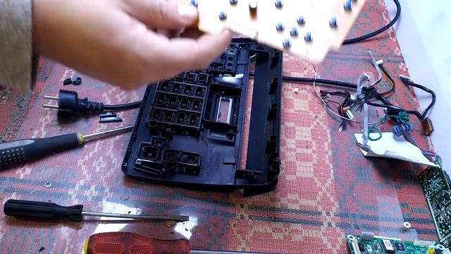 Разбор факсов.Сколько можно заработать с 1 кг факсов?Как лучше сдавать платы. смотреть онлайн