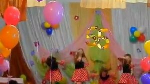 танец на мотив песни Оли Поляковой  - "Люли"