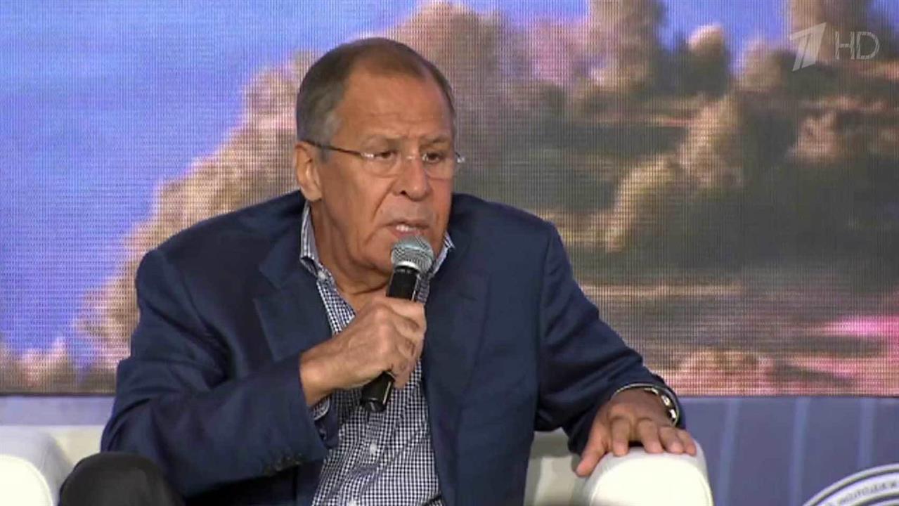 Глава МИД РФ Сергей Лавров ответил на вопросы участников форума "Территория смыслов"