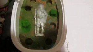 How to make a clay soldier. How to mould. Как сделать солдатика из полимерной глины. Отливка
