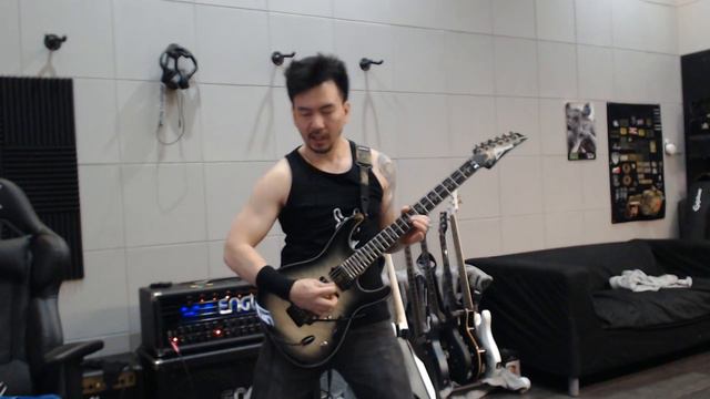 Holy Diver - DIO Solo cover Zra смотреть онлайн