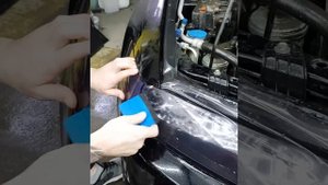 Нанесение тонированной бронепленки на фары, показываю, как это происходит и конечный результат.