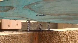 ПОЛ НА ОТКРЫТОЙ ТЕРРАСЕ. КАК СДЕЛАТЬ РОВНУЮ ОБРЕШЕТКУ ПОЛА НА ДИСТАНЦИОННЫХ САМОРЕЗАХ