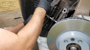 Porsche Cayenne 958 Front Discs and Pads Replacement Guide