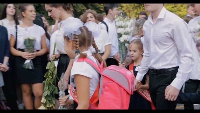 1 «B»/ НАЧАЛО// Первый раз в первый класс! // Лицей им. Н. В. Гоголя, Кишинев, Молдова // 4К смотреть онлайн