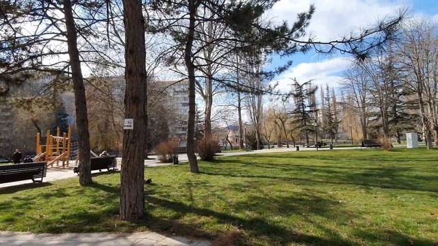 Симферополь продолжает становиться лучше. Теперь есть где погулять.