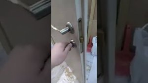 Врезка замка в межкомнатную дверь Атомстройкомплекс