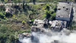 Уничтожение боевых позиций бригады укровояк силами наших артиллеристов