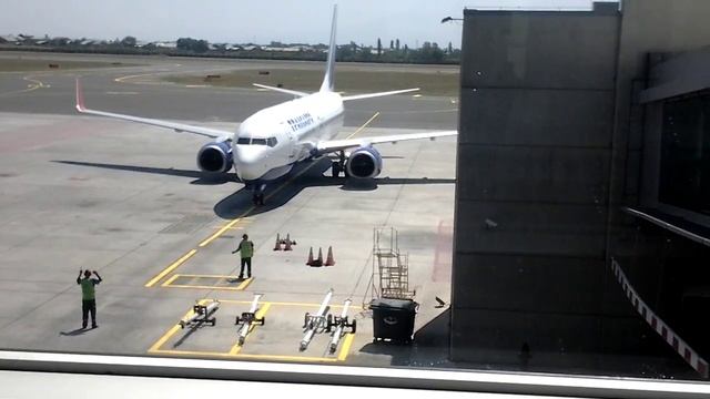 Аэропорт Армении. смотреть онлайн