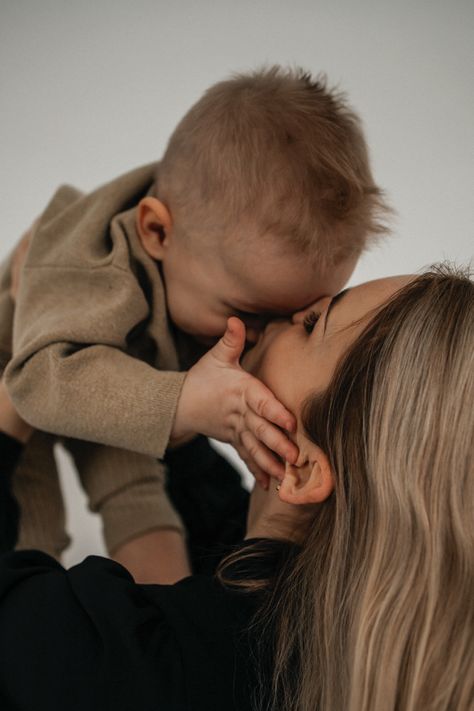 Красивое Поздравление С Рождением Сына смотреть онлайн