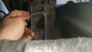 не заряжается акб, пропала зарядка, как поменять реле напряжения на golf 4