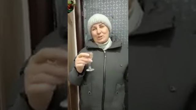 МУЖ ПРИШЁЛ РАНЬШЕ ЖЕНЫ С РАБОТЫ...!!!!