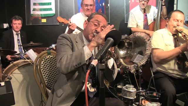 WHAT AM I LIVING FOR / Fred Vigorito - New Orleans Delight смотреть онлайн