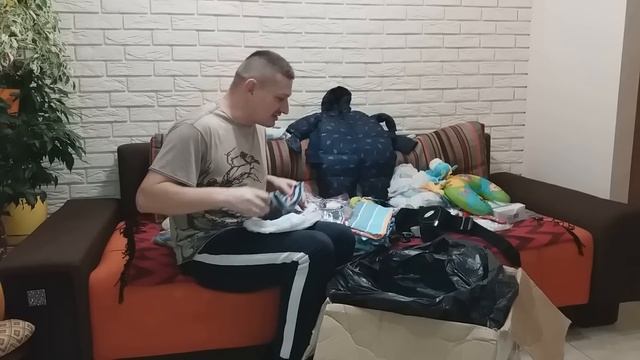 Американська посилка для Марка смотреть онлайн