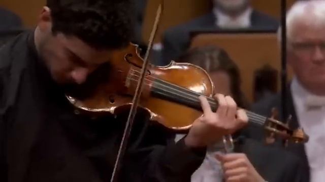 Sergey Khachatryan plays Ysaÿe - Encore - 2013 смотреть онлайн