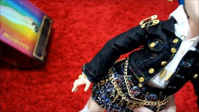 Анбоксинг (Unboxing). Rainbow High Amaya Raine Special Edition (61 см) смотреть онлайн