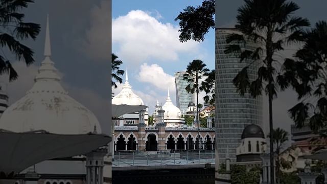 Masjid Jamek Kuala Lumpur.