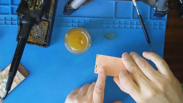 Очень достойный флюс из СССР модернизированный на современный манер!ИЗ четырех легкодоступных часте смотреть онлайн