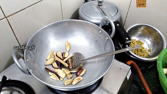 Tuesday Menu - 3 | இட்லி | உப்புக் கடலைச் சட்னி | கத்திரிக்காய் ரசவாங்கி | கேரட் பீன்ஸ் பொரியல் ! смотреть онлайн