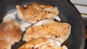 Куриное филе в сливочно-чесночном соусе