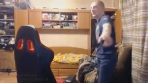 Как отрегулировать дверцы шкафа.