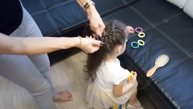 Плетем косички сами. Корзиночка для Ясминочки. Серия 1 смотреть онлайн