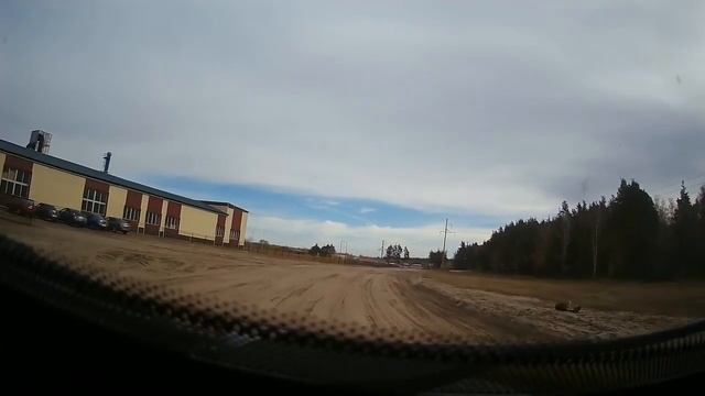 Купил досок . Собираюсь заменить в птичнике пол. смотреть онлайн