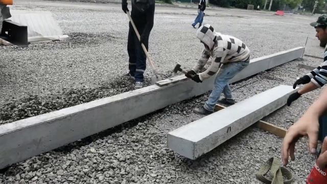 Установка дорожного бордюра смотреть онлайн