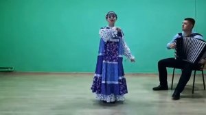 Полухова Полина - Русская народная песня "Уж как по мосту - мосточку"