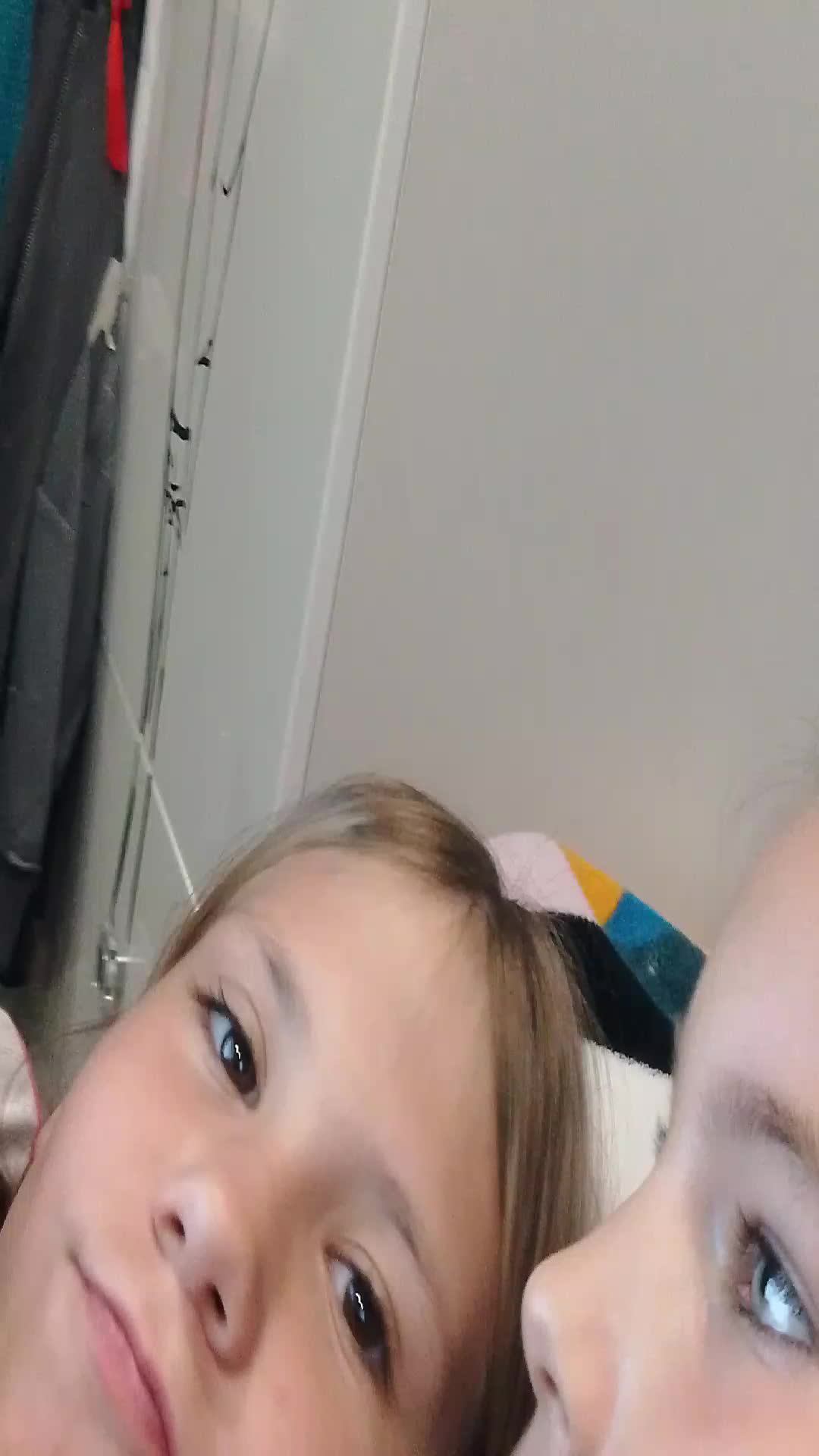 привет смотреть онлайн