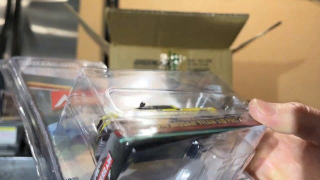 1/64 GreenLight All-Terrain Series 14 Diecast Unboxing - Onesixtyfourland смотреть онлайн