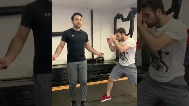 Тренировка по боксу . Работа на реакцию и точность . смотреть онлайн