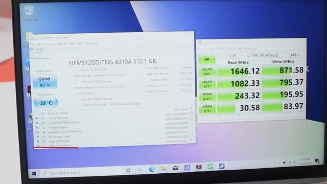 ZENBOOK 8 JUTAAN EMANG BAGUS ??!! Review Asus Zenbook UM431DA смотреть онлайн