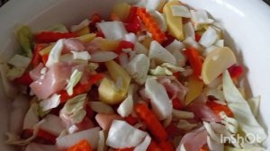 Курица с овощами в духовке