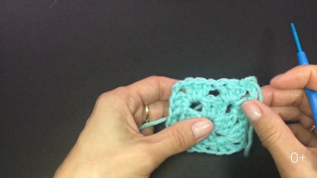 Шикарная наволочка крючком – видео мастер класса для начинающих/Crocheting pillowcases.
