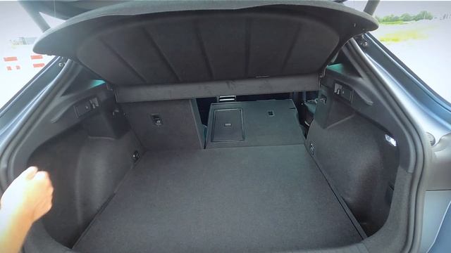 Cupra Formentor VZ e-Hybrid 2021 review - De leukste Plug-in hybrid? - AutoRAI TV смотреть онлайн