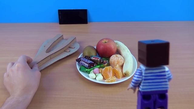 НУБ УГНАЛ КОСМИЧЕСКИЙ КОРАБЛЬ ! КАК СДЕЛАТЬ ЗВЕЗДОЛЕТ ИЗ КАРТОНА ? МАЙНКРАФТ В РЕАЛЬНОЙ ЖИЗНИ ! смотреть онлайн