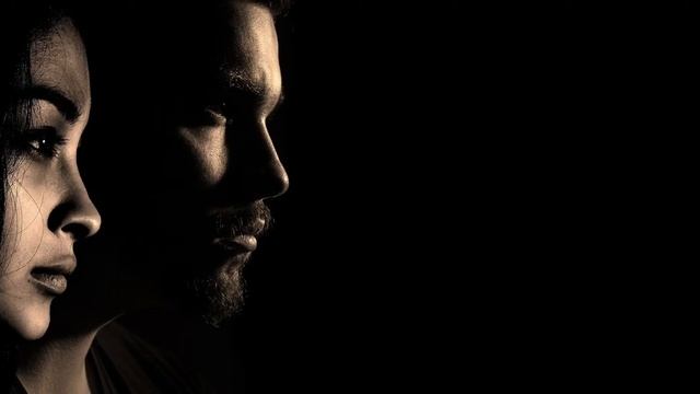 Она в него влюбилась. Песня на мои стихи.Поёт Кеша Северный.