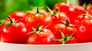 Почему помидоры из магазина невкусные.
