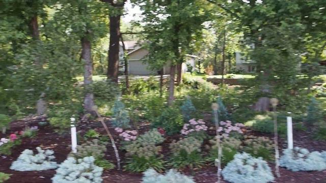 September Garden Tour Part 2 | Front & Side Yard | Serenity Now Garden смотреть онлайн