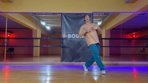 Брейк данс обучение: TOPROCK / CROSS STEP BASIC