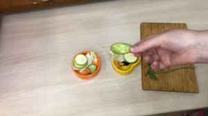 Ежедневная уборка у сирийских хомяков Стеллы и Хлои + кормление