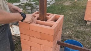 Отличные столбы можно сделать самостоятельно, технология Т-блок