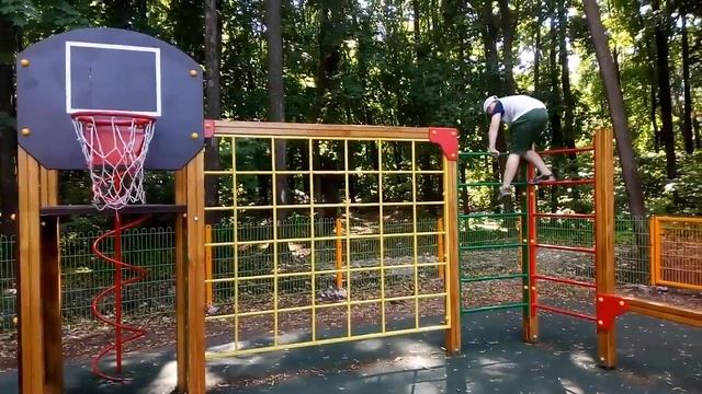 Бег с препятствиями смотреть онлайн